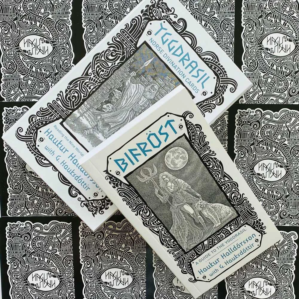 KNYGA Llewellyn Yggdrasil Norse Kortos