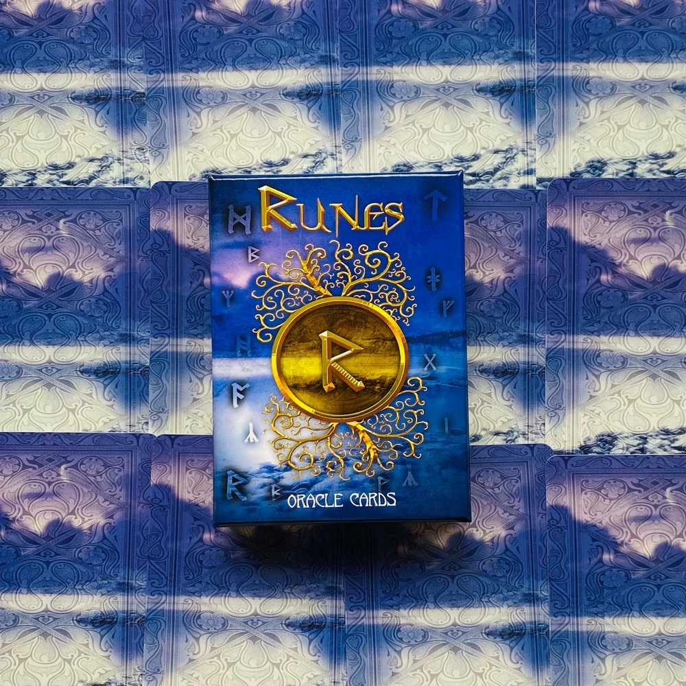 Lo Scarabeo Runes Oracle Kortos