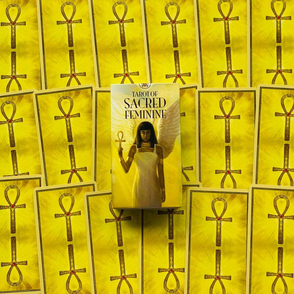 Lo Scarabeo Tarot Of Sacred Feminine Kortos