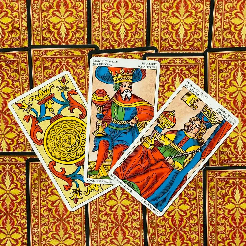 Lo Scarabeo Universal Tarot Of Marseille Kortos