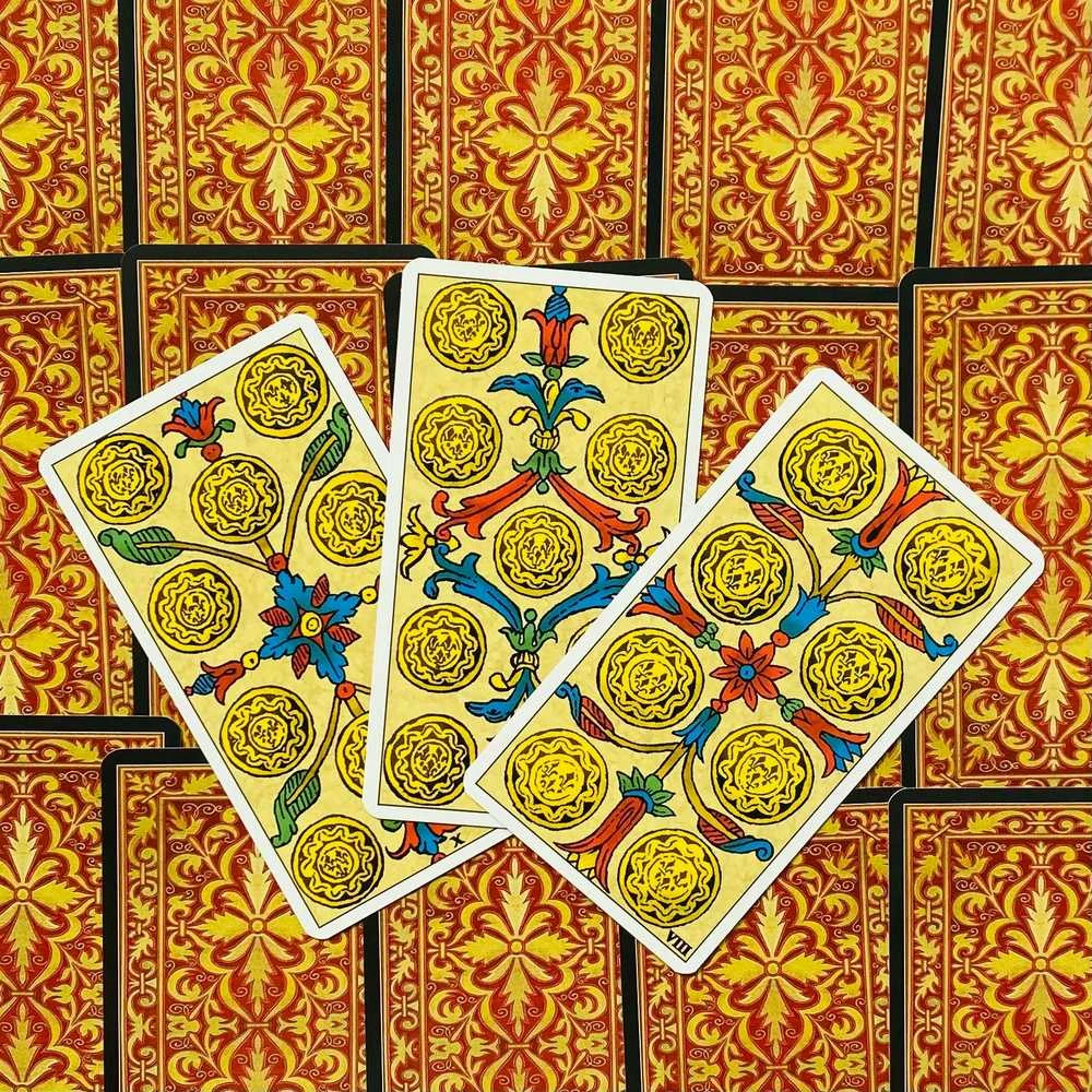 Lo Scarabeo Universal Tarot Of Marseille Kortos