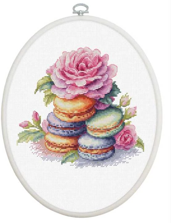 luca S Skaičiuojamas kryželiu siuvinėjimo rinkinys su lankeliu „French Macaron“ 16x15cm SBC226