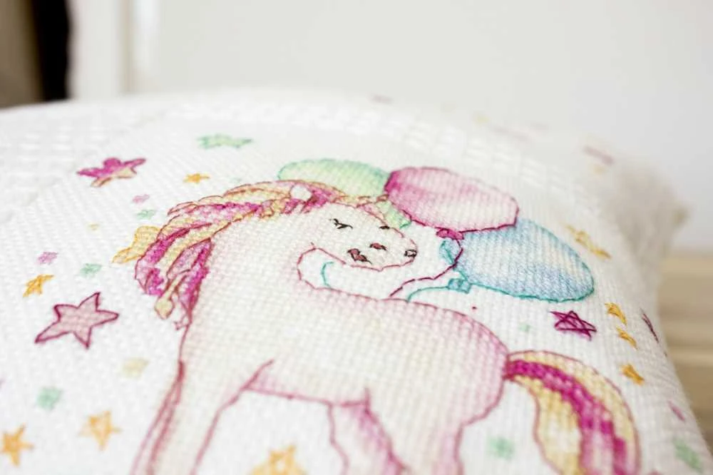 luca S Pillow SPB192 - siuvinėjimo kryželiu rinkinys