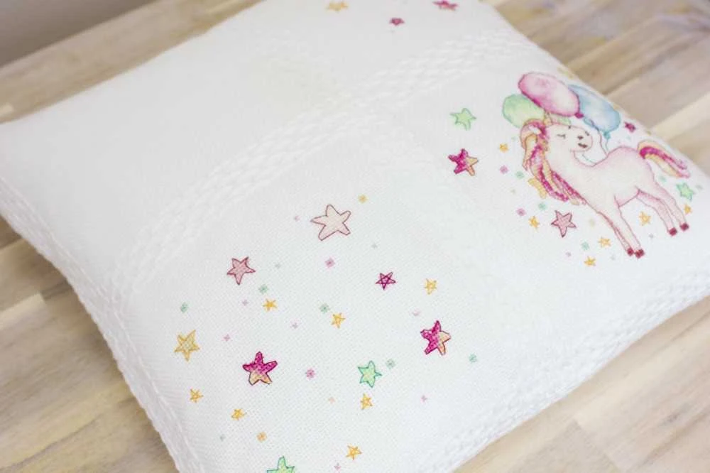 luca S Pillow SPB192 - siuvinėjimo kryželiu rinkinys