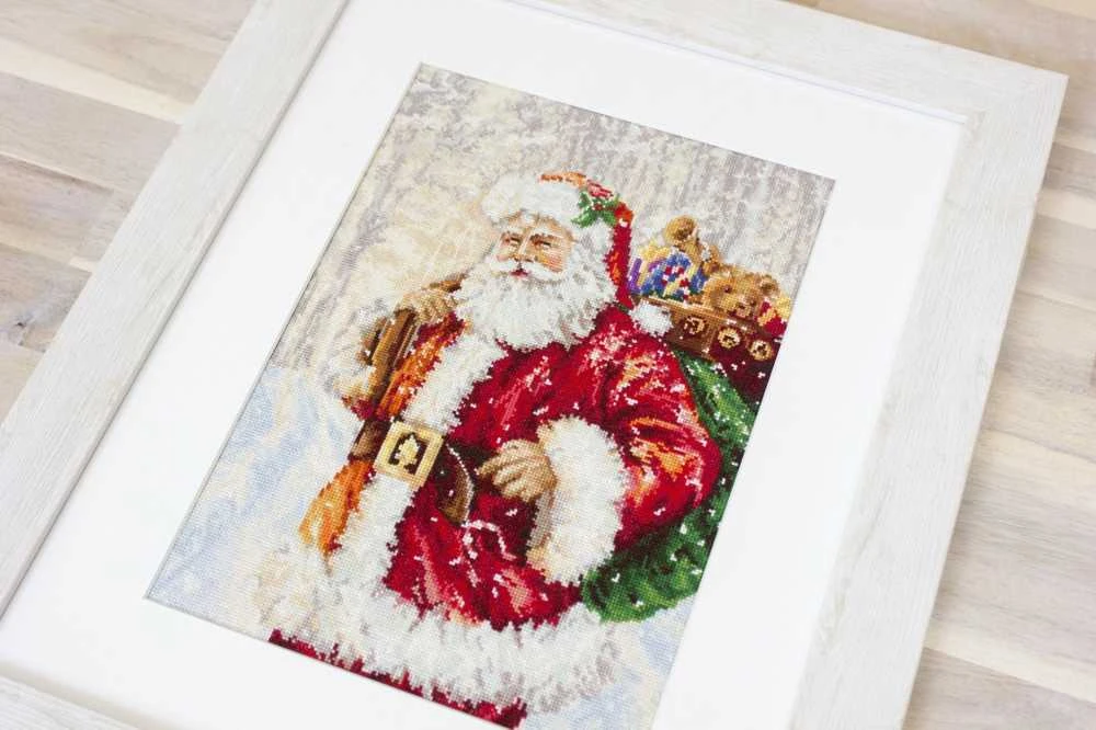 luca S Santa Claus SB575