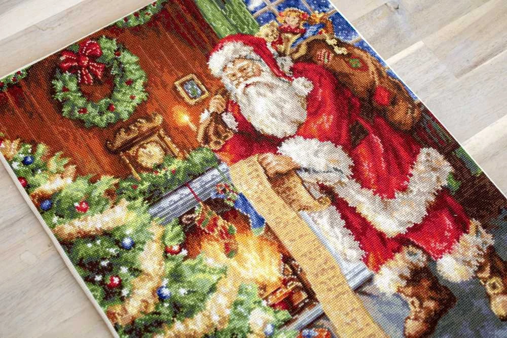 luca S Santa Claus SB578