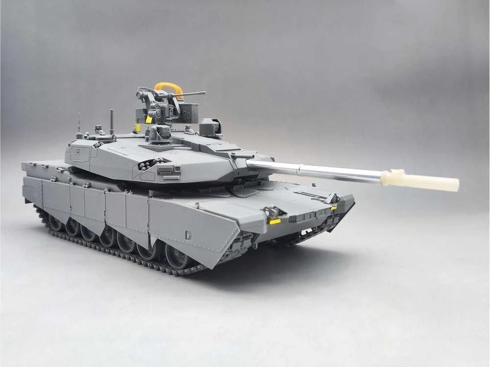 M1 Abrams X tanko prototipas 1/35 plastikinis modelis Amusing Hobby