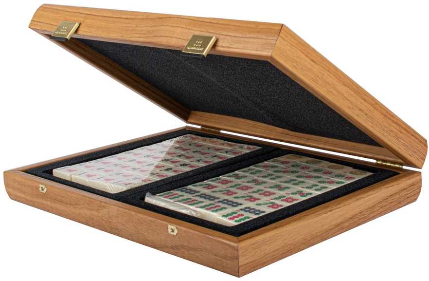 Manopoulos Prabangus Mahjong rinkinys riešutmedžio dėkle