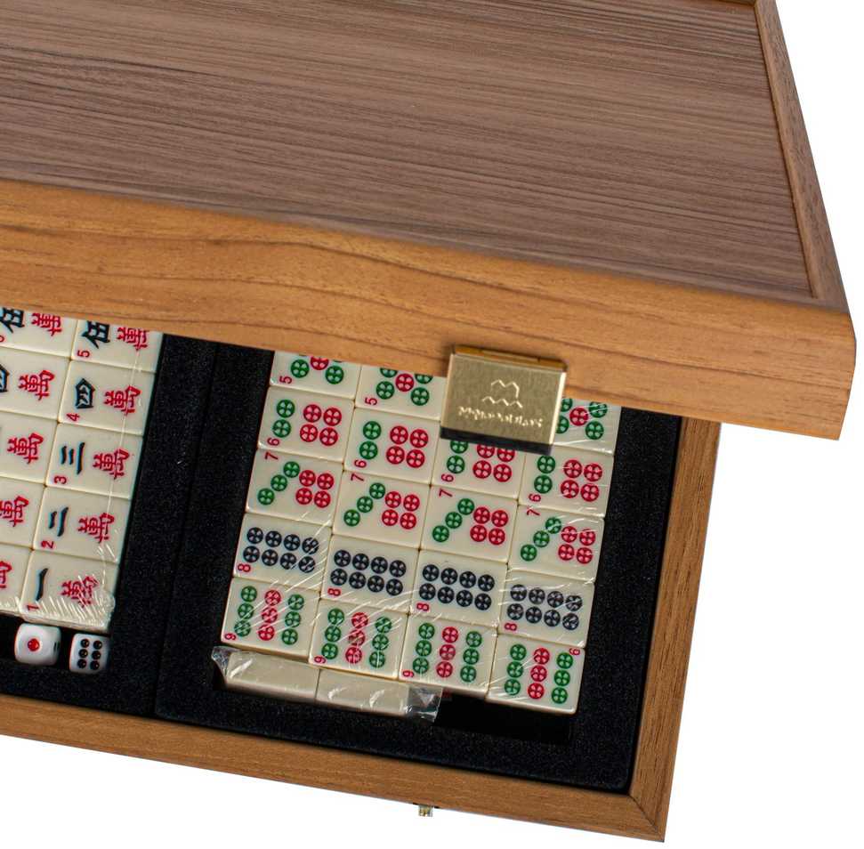 Manopoulos Prabangus Mahjong rinkinys riešutmedžio dėkle