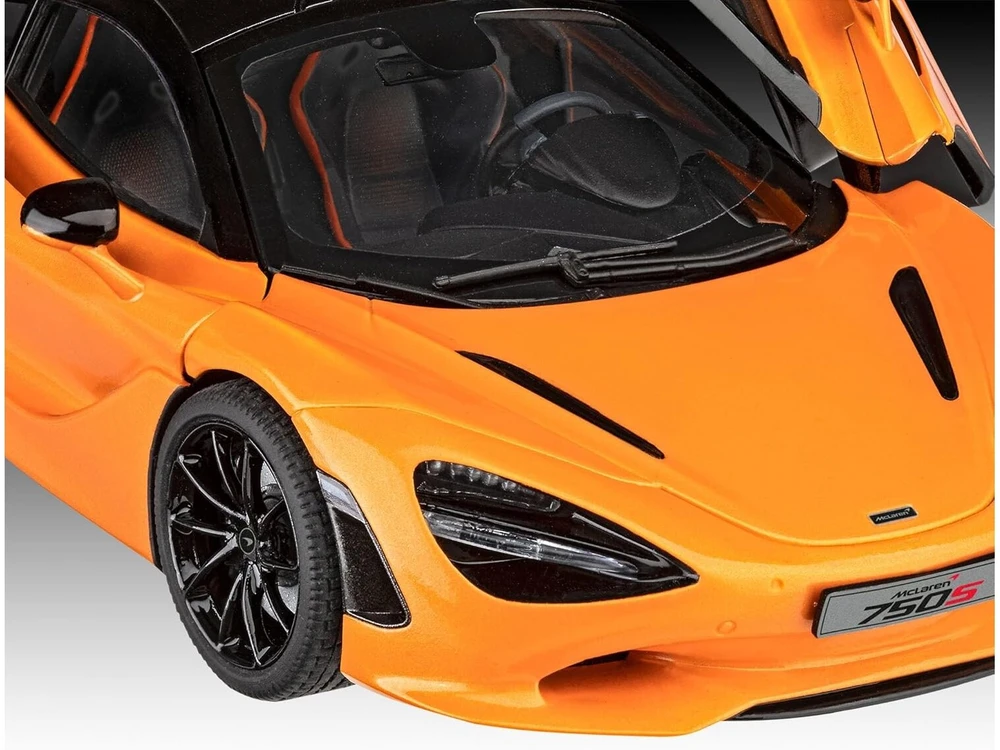 McLaren 750S plastikinis surenkamas modelis 1:24 su lipdukais Revell