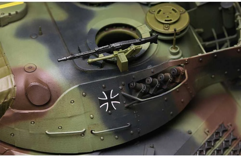 Meng Model Meng Leopard 1 A5 vokiškas tankas 1/35 plastikinis modelis (TS-015)