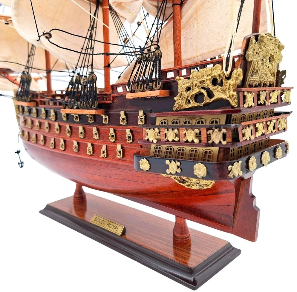 Mirtop Burlaivio Soleil Royal modelis 46 cm, surinktas, rankų darbo