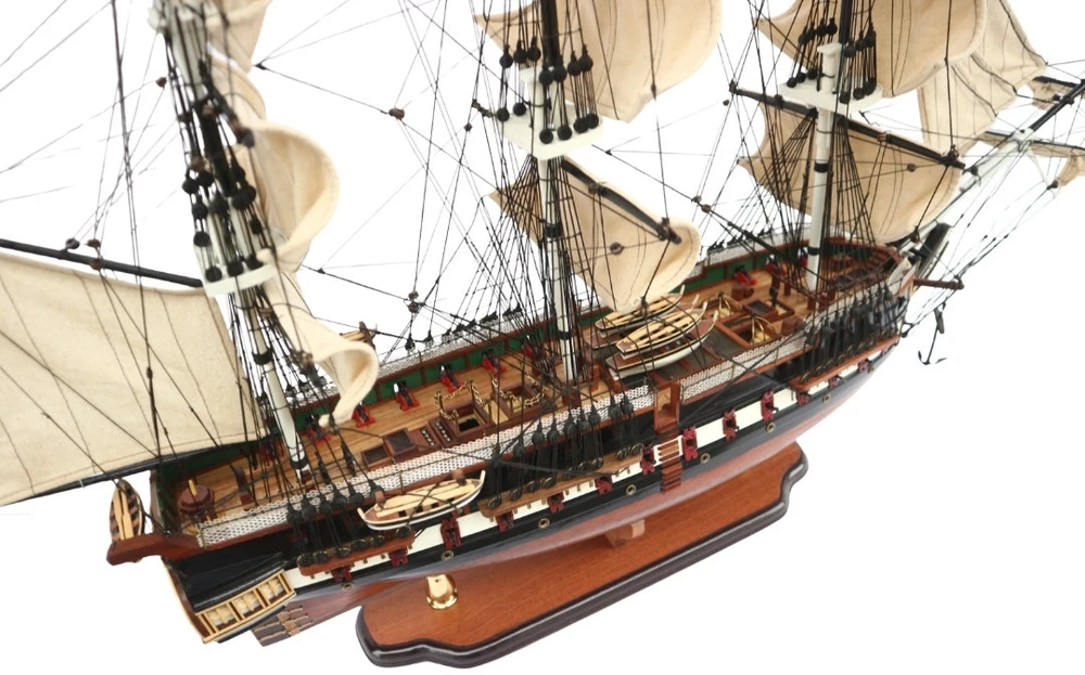Mirtop Didelis burlaivio USS Constitution modelis 100 cm, rankų darbo
