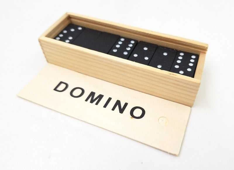Mirtop Klasikiniai domino medinėje dėžutėje – stalo žaidimas, 28 vnt