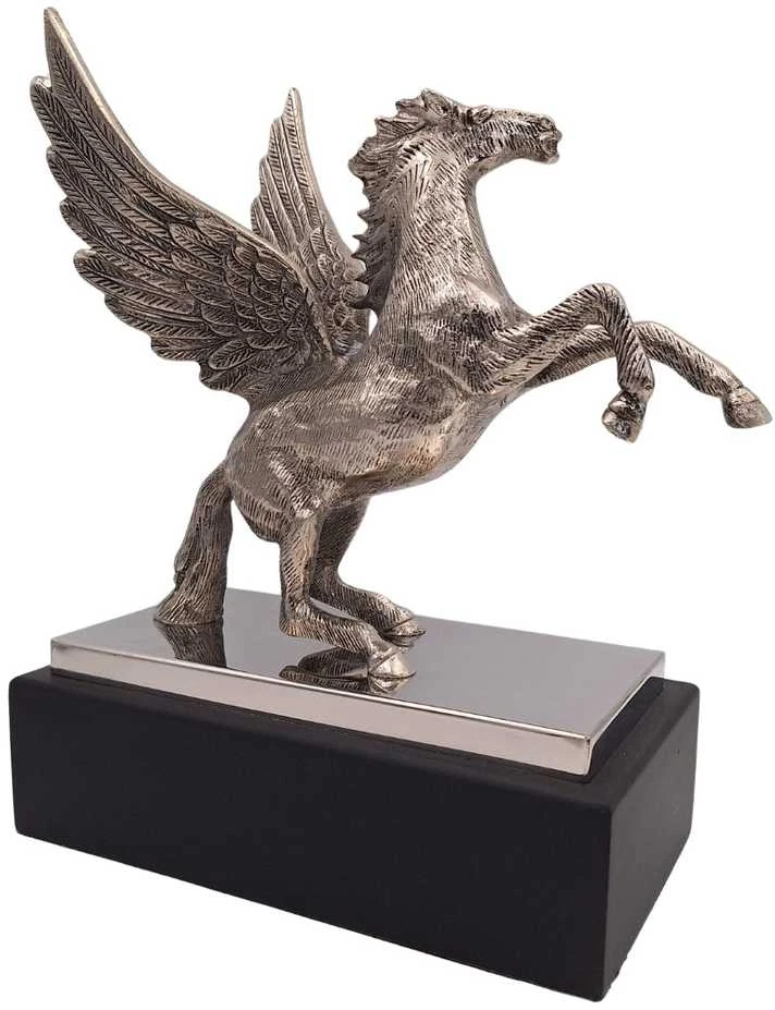 Mirtop Pegasas – sidabrinė aliuminio figūrėlė ant plieno ir medžio pagrindo