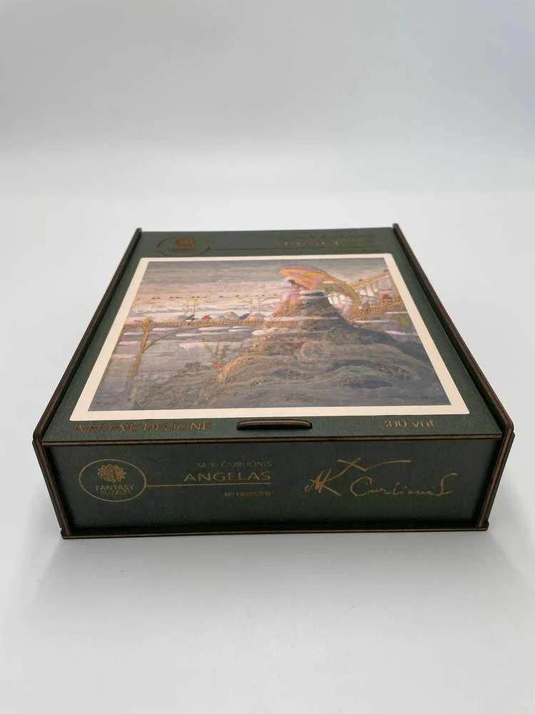 Fantasy Puzzles M.K. Čiurlionis Angelas – medinė dėlionė XL, 700 detalių, suaugusiems