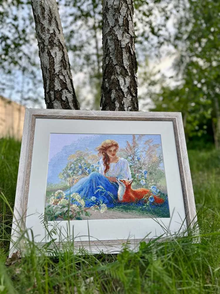 Riolis Kryželio siuvinėjimo rinkinys - Aine kolekcija „Motina gamta. Pieva“ 40 x 30 cm SRA1004