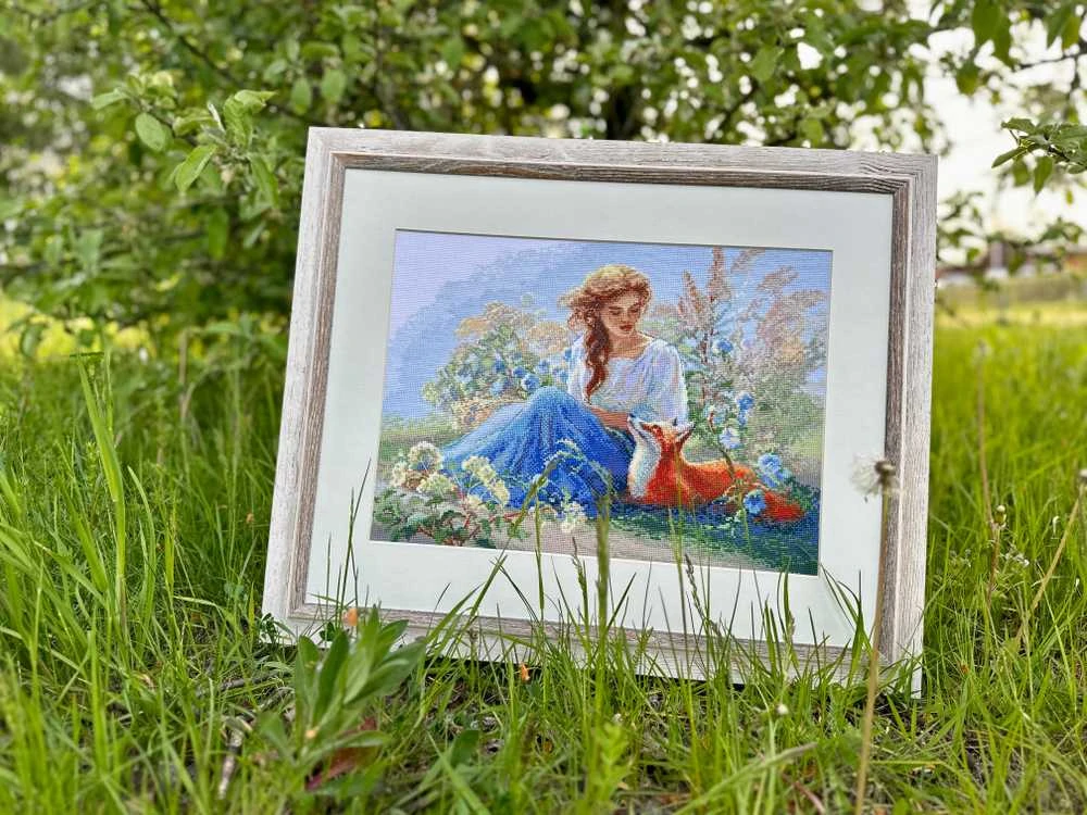 Riolis Kryželio siuvinėjimo rinkinys - Aine kolekcija „Motina gamta. Pieva“ 40 x 30 cm SRA1004