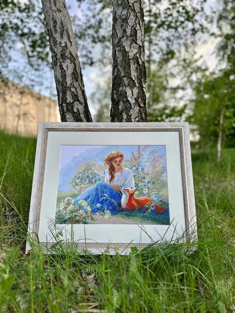 Riolis Kryželio siuvinėjimo rinkinys - Aine kolekcija „Motina gamta. Pieva“ 40 x 30 cm SRA1004