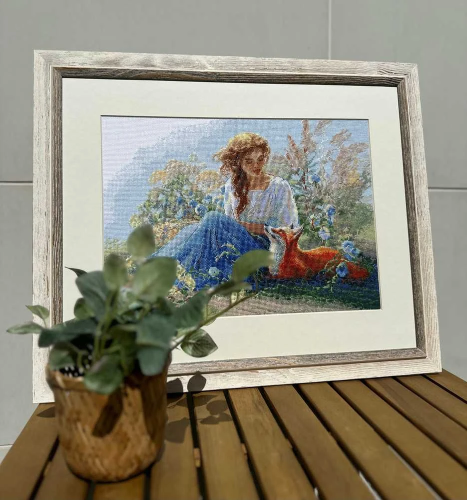 Riolis Kryželio siuvinėjimo rinkinys - Aine kolekcija „Motina gamta. Pieva“ 40 x 30 cm SRA1004