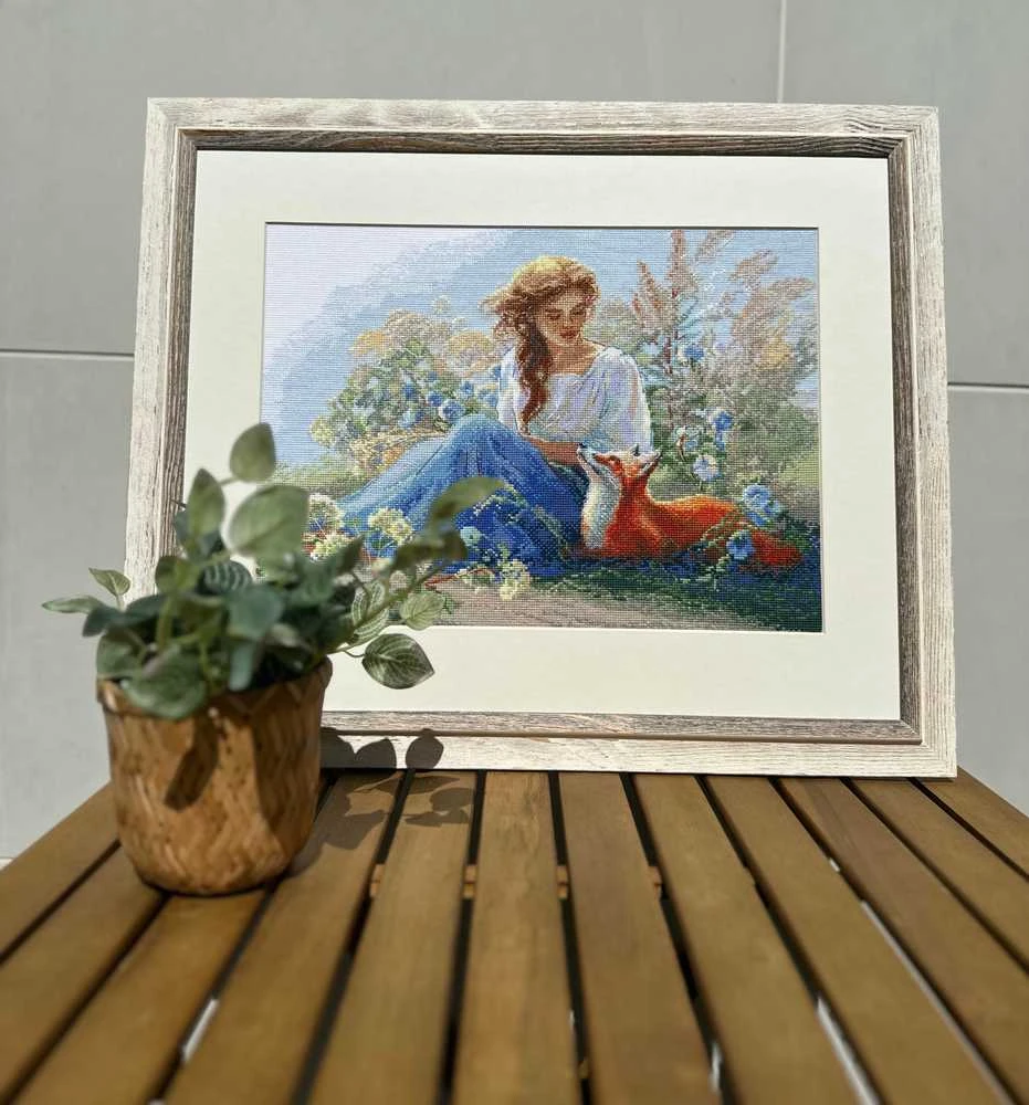 Riolis Kryželio siuvinėjimo rinkinys - Aine kolekcija „Motina gamta. Pieva“ 40 x 30 cm SRA1004