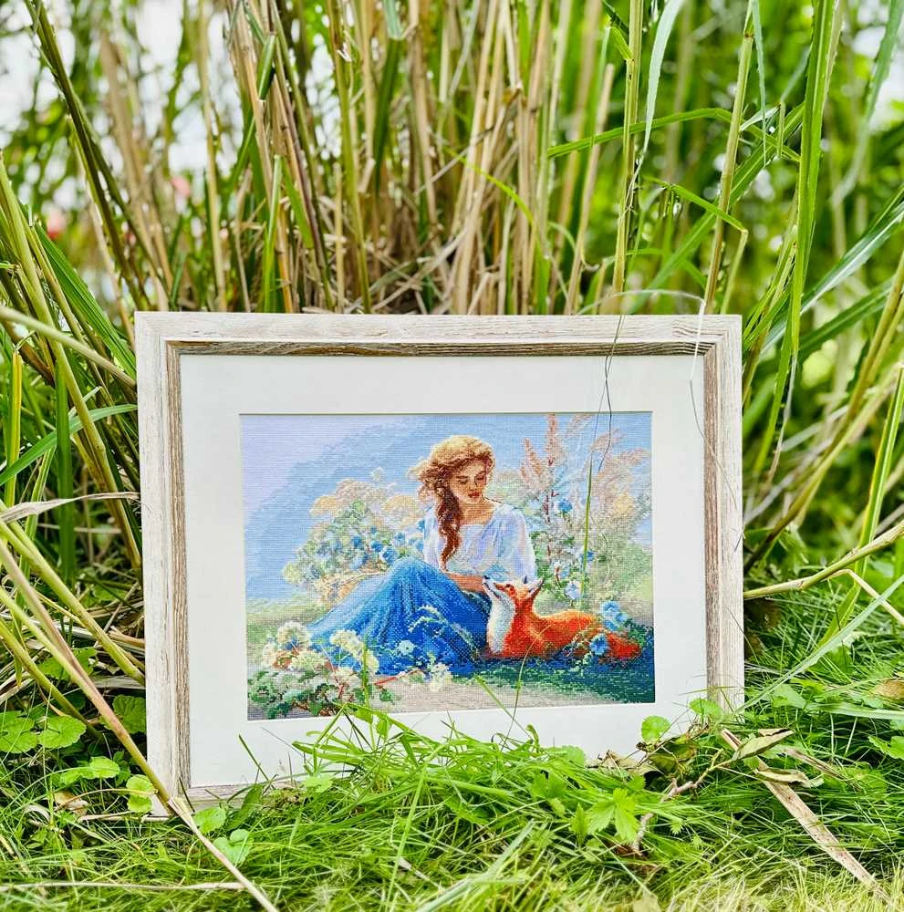 Riolis Kryželio siuvinėjimo rinkinys - Aine kolekcija „Motina gamta. Pieva“ 40 x 30 cm SRA1004