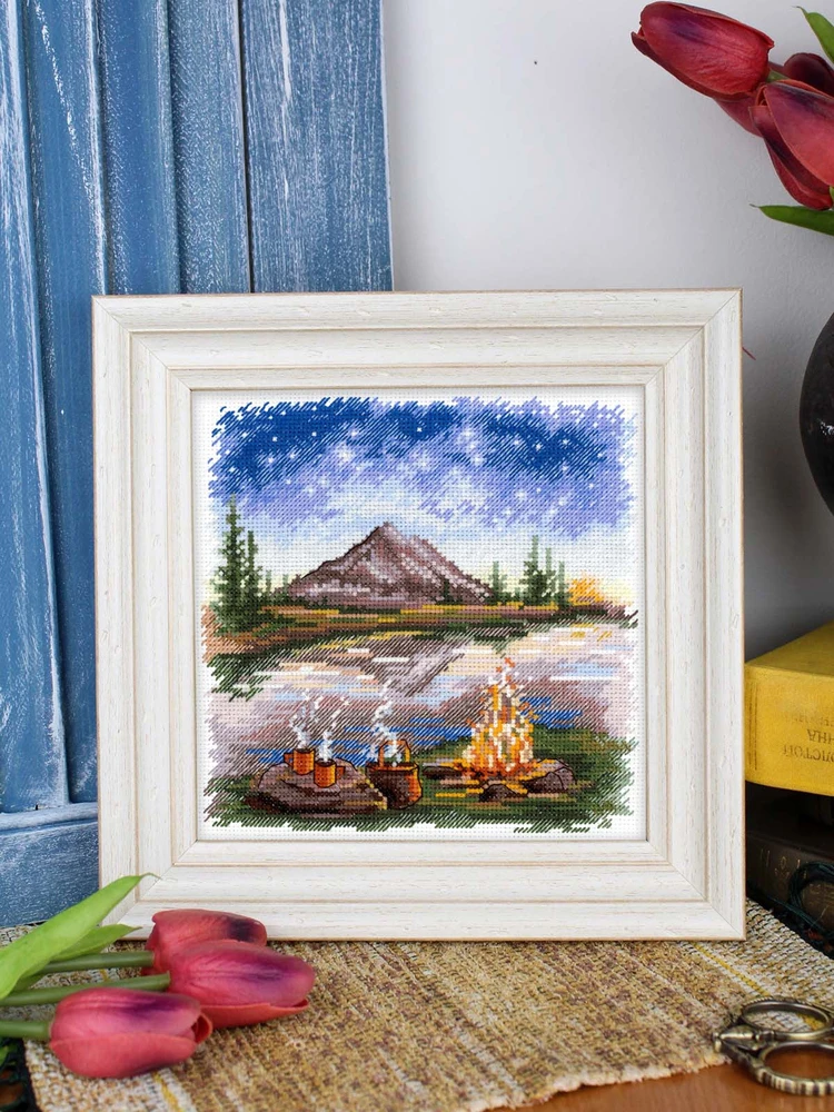 MP Studia Kryželių siuvinėjimo rinkinys „Po žvaigždėtu dangumi“ 16x16 cm