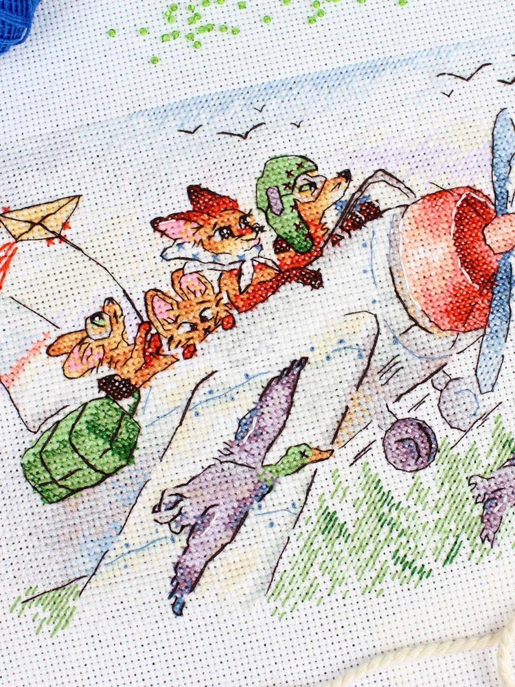 MP Studia Kryželiu siuvinėjimo rinkinys „Skriskime į pietus“ 15×20 cm, 14 ct, 25 spalvų
