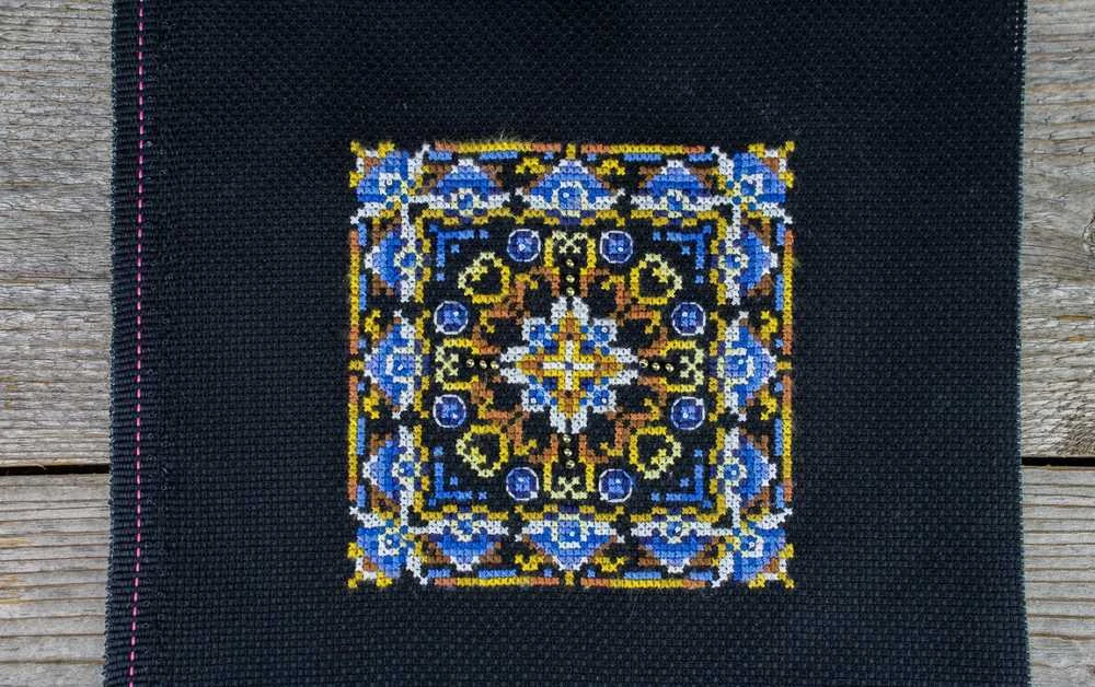 MP Studia Beldizart Kryželio siuvinėjimo rinkinys "Persų motyvai. Raštas 4" 11x11 cm SNV-974