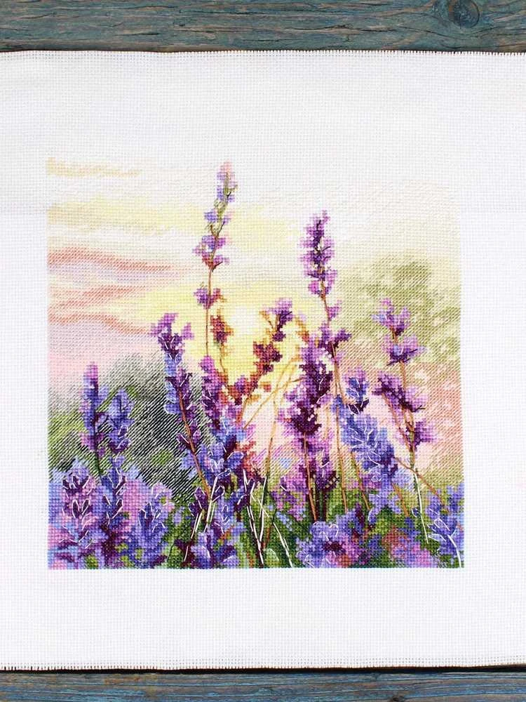 MP Studia Kryželiu siuvinėjimo rinkinys „Žydinti levanda“, 20x20 cm