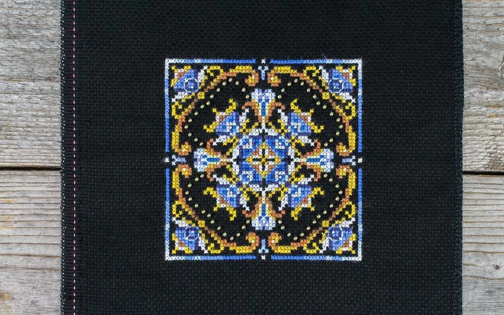 MP Studia Beldizart Kryželių siuvinėjimo rinkinys "Persų motyvai. Modelis 1" 11x11 cm SNV-967