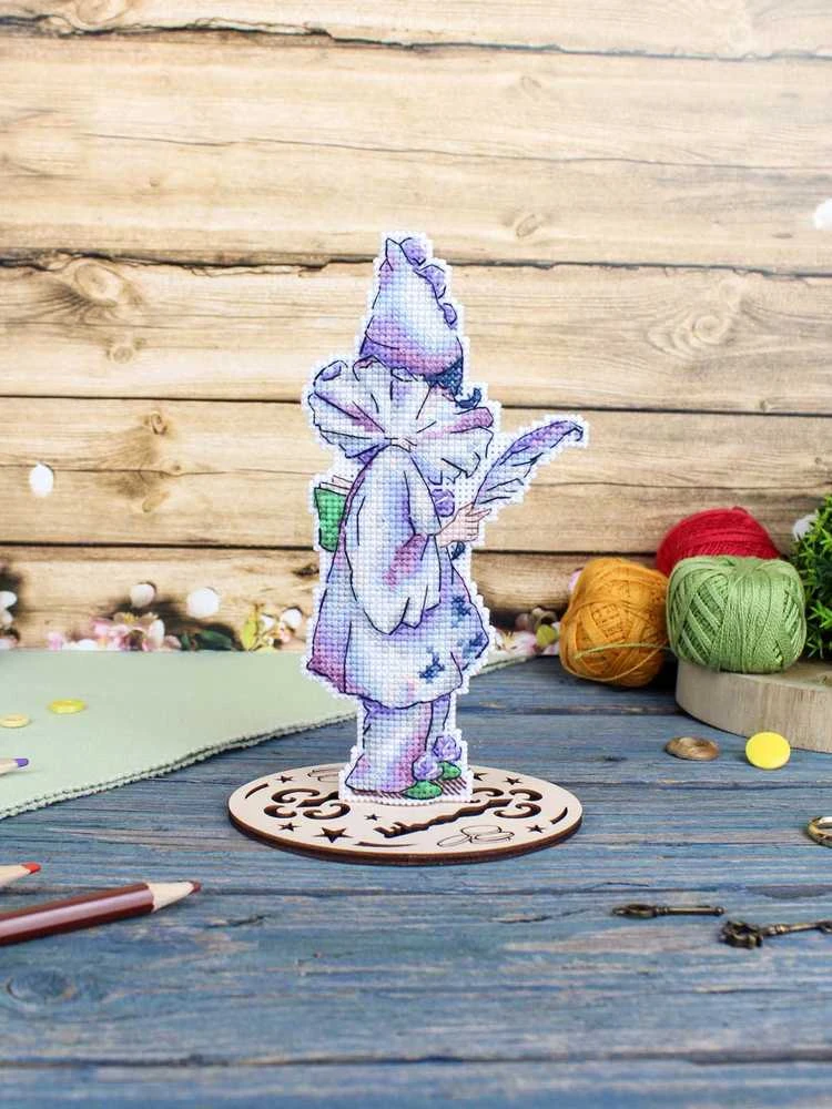 MP Studia Kryželiu siuvinėjimo rinkinys „Pierrot“ – 17×8 cm, žavingas mini dizainas