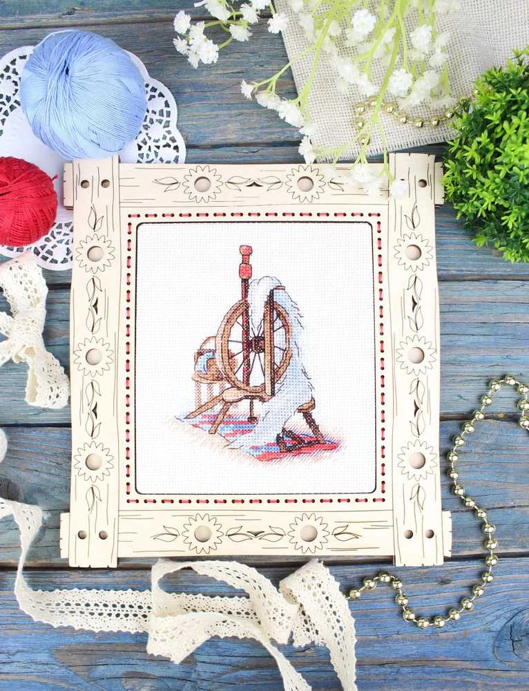 MP Studia Kryželių siuvinėjimo rinkinys „Verpimo ratelis“ 13×11 cm – pradedantiesiems