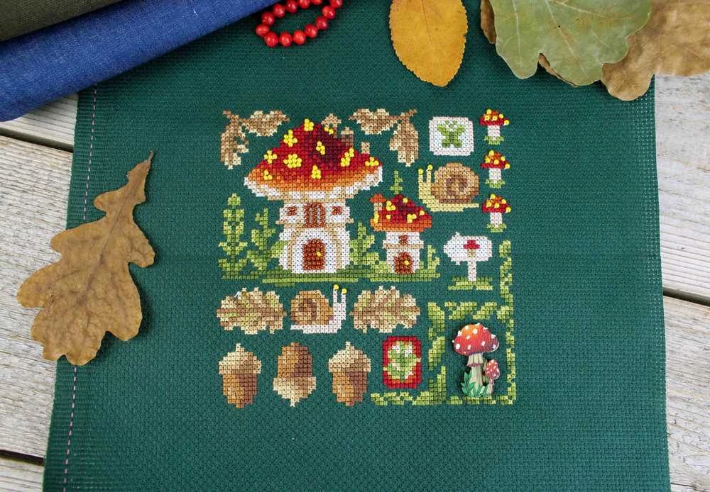 MP Studia Beldizart Kryželio siuvinėjimo rinkinys "Mini Sampler. Musmirės namelis" SNV-944
