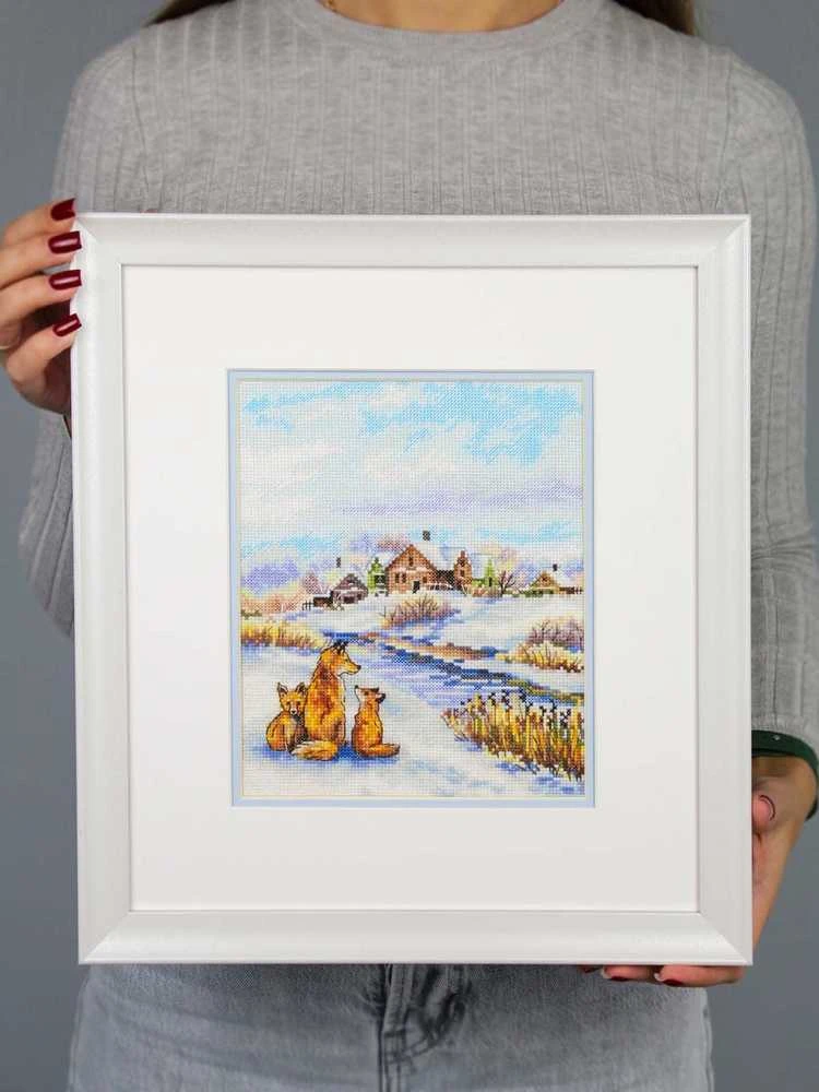 MP Studia Siuvinėjimo kryželiu rinkinys „Raudonoji šeima“ 20x16 cm