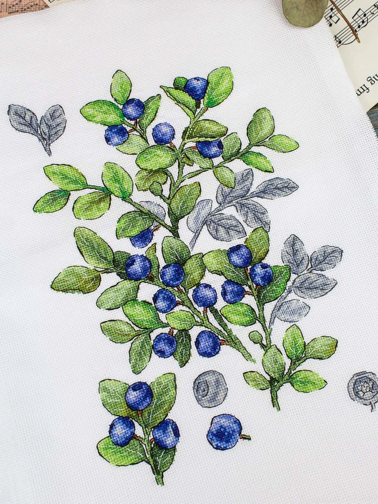 MP Studia Siuvinėjimo kryželiu rinkinys „Mėlynės“ 28x20 cm, 16 ct drobė