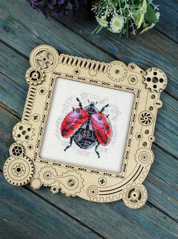 MP Studia Beldizart Kryželiu siuvinėjimo rinkinys "Ladybug. Steampunk" SM-770