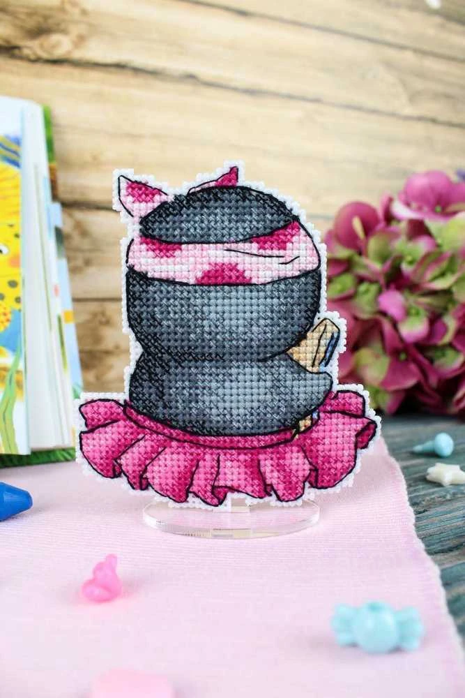 MP Studia Siuvinėjimo kryželiu rinkinys „Fashionista“ 10x9 cm SR-897