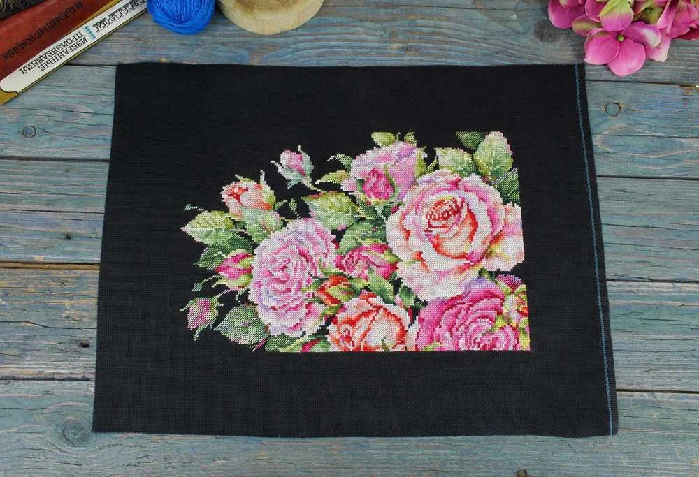 MP Studia Siuvinėjimo kryželiu rinkinys „Kilnios rožės“, 18×27 cm