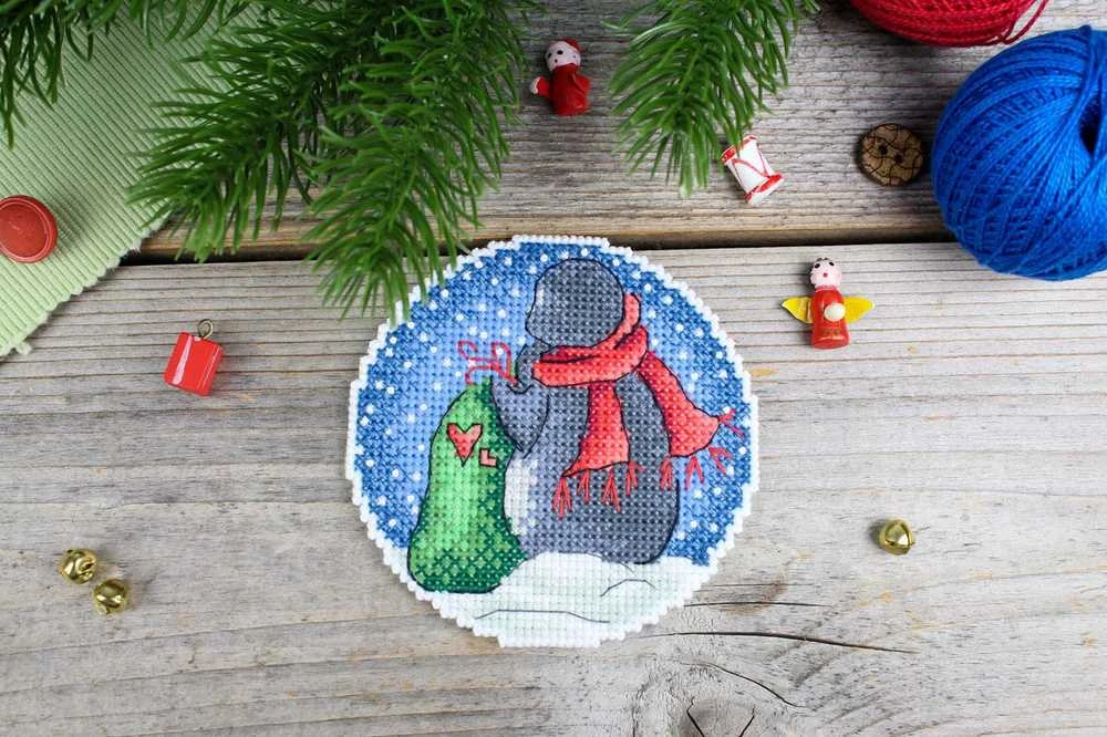 MP Studia Siuvinėjimo kryželiu rinkinys „Romantiški pingvinai“, 9×9 cm