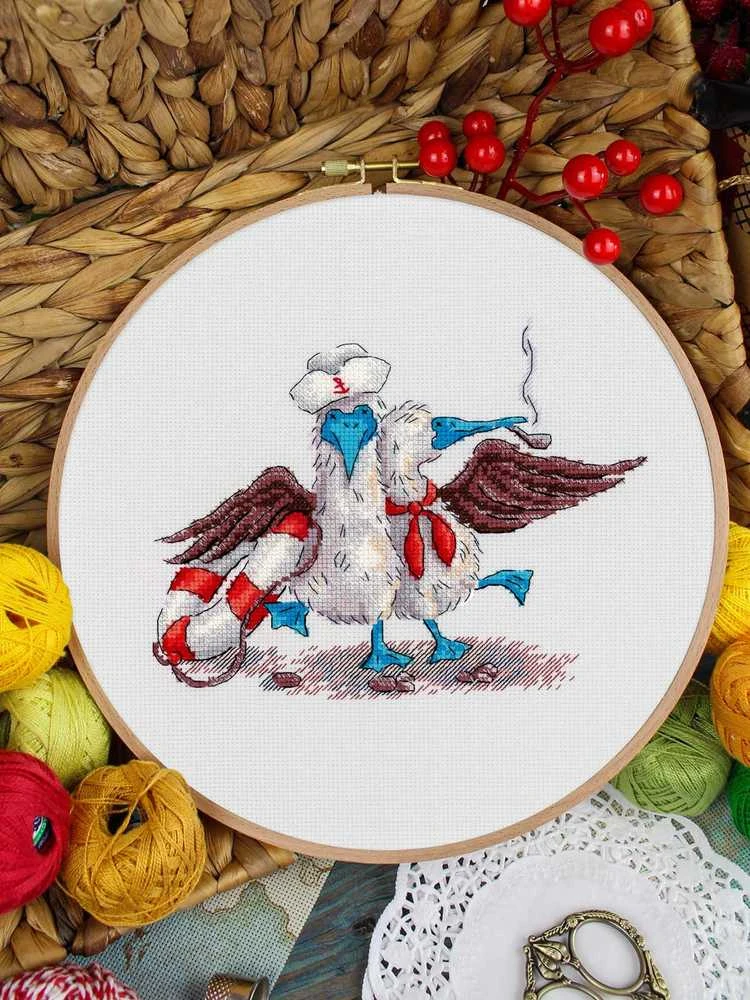 MP Studia Siuvinėjimo rinkinys kryželiu „Laimingi jūreiviai“ 14x17 cm SNV-896