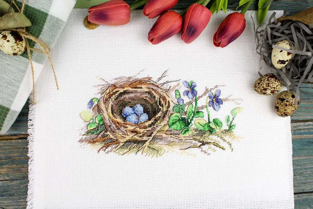 MP Studia Žavingas siuvinėjimo rinkinys kryželiu „Miško pakraštyje“, 12×20 cm