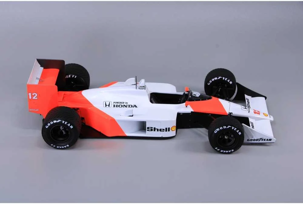 Nunu Beemax Beemax McLaren MP4/4 1988 1/12 plastikinis surenkamas modelis