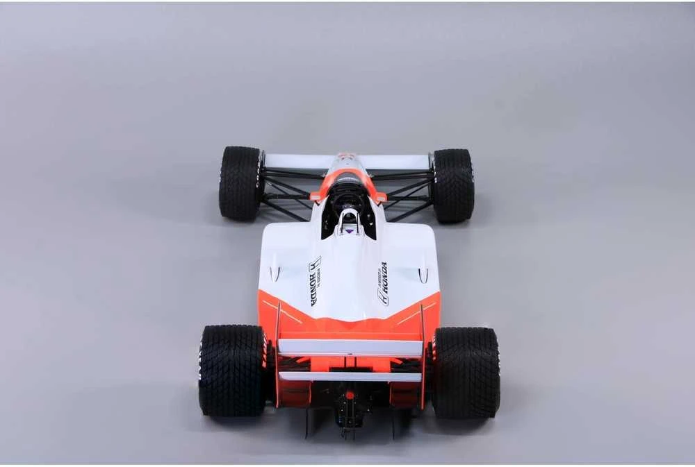 Nunu Beemax Beemax McLaren MP4/4 1988 1/12 plastikinis surenkamas modelis