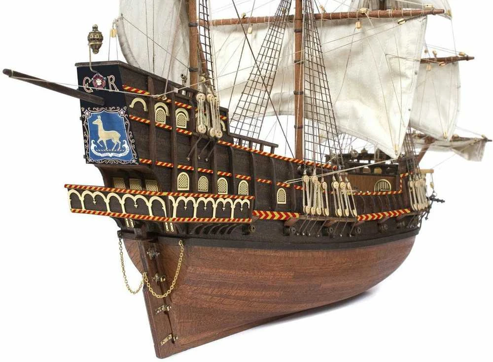 Occre Galeonas „Auksinė stirna"