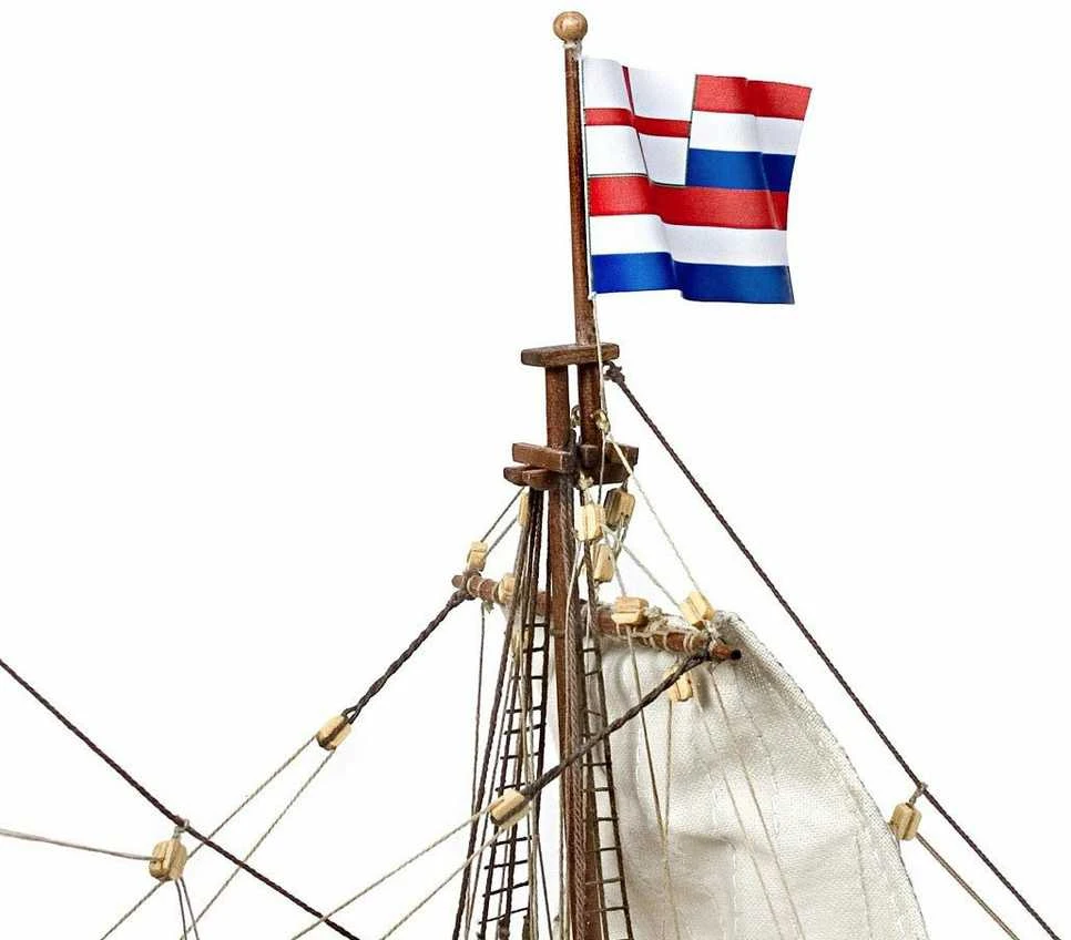 Occre Galeonas „Auksinė stirna"