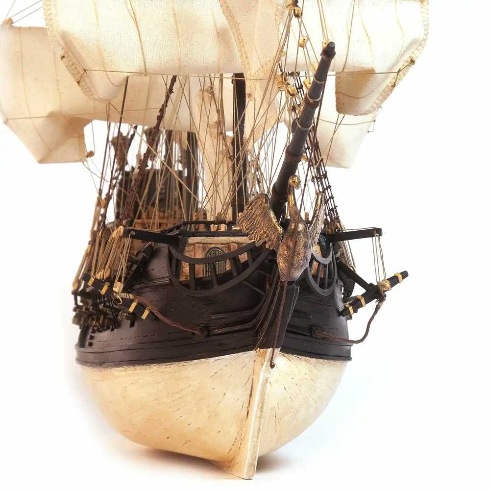 Occre "Juodoji Gulbė" - itin kokybiškas PIRATŲ laivo modelis