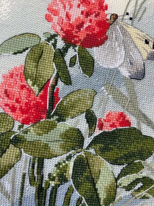 Oven Siuvinėjimo kryželiu rinkinys „Šokis ant gėlių“ 15 x 25 cm