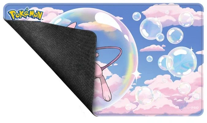Pokémon Mew žaidimo kilimėlis su folijos efektu 61×34 cm, Ultra Pro