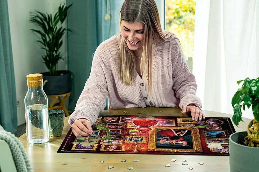 Ravensburger "Villainous" Dėlionė 1000 vnt. - Piktadarė: Alisa stebuklų šalyje
